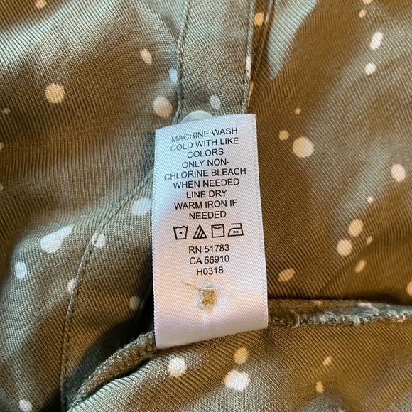 “Splatter” Design Blouse - Picture 5 of 5